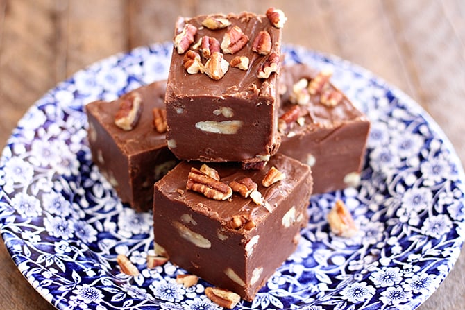 Easy Fudge on blue and white plate
