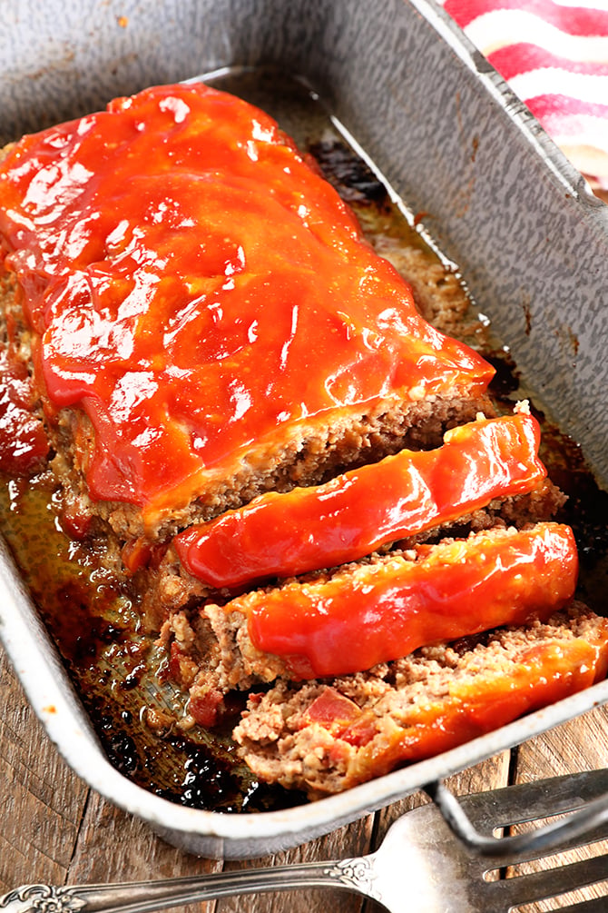 Sliced Quick and Easy Meatloaf