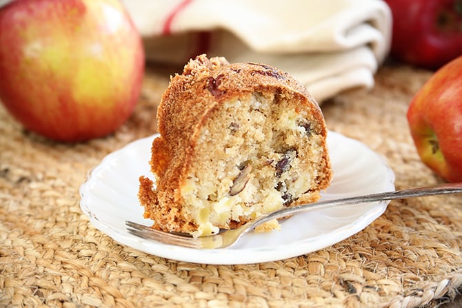 Apple Nut Case slice with apple