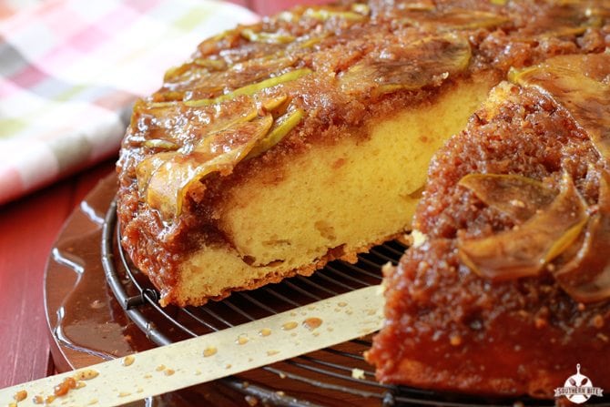 Caramel Apple Upside-Down Cake