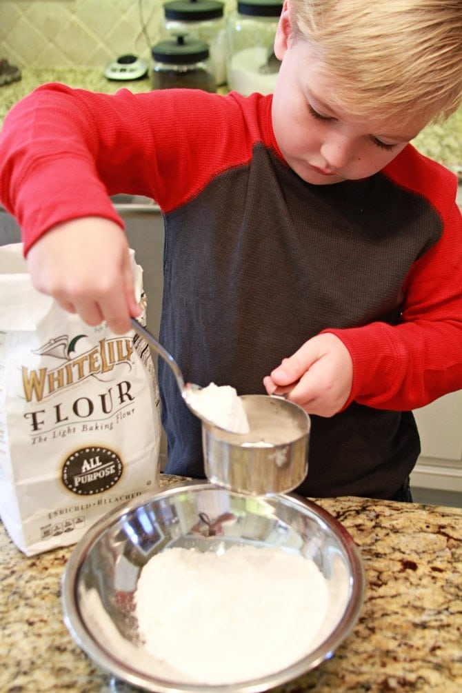 Spooning Flour