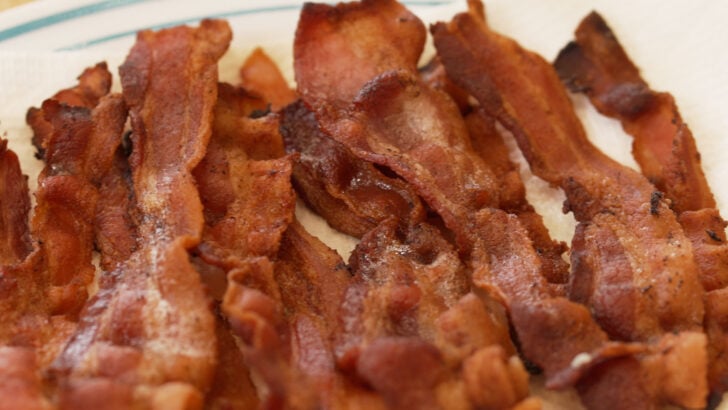plate of bacon.