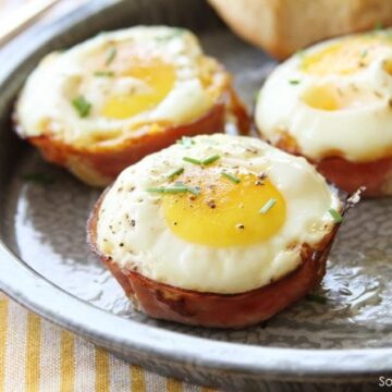 Baked Ham & Pimento Cheese Egg Cups