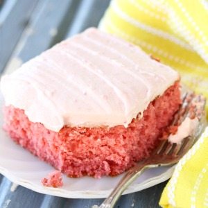Best-Strawberry-Sheet-Cake-300