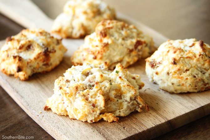 These Cheddar, Bacon, Ranch Drop Biscuits are my new obsession. They're so easy and are the perfect complement to any meal!
