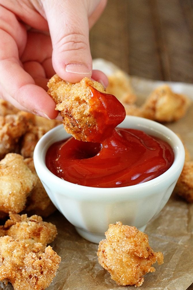 The cornbread crust on these Cornbread Crusted Ranch Chicken Bites gives them amazing crunch!