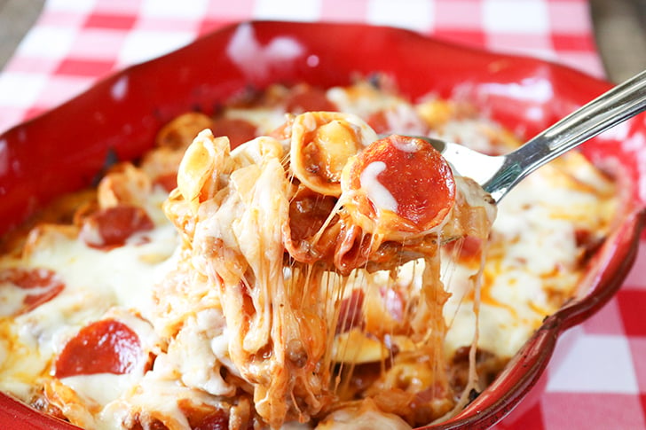 Spoonful of Baked Pizza Tortellini.