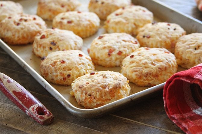 These Ham and Cheddar Biscuits are sure to be a favorite whether they end up being breakfast, lunch, dinner, or brunch! 