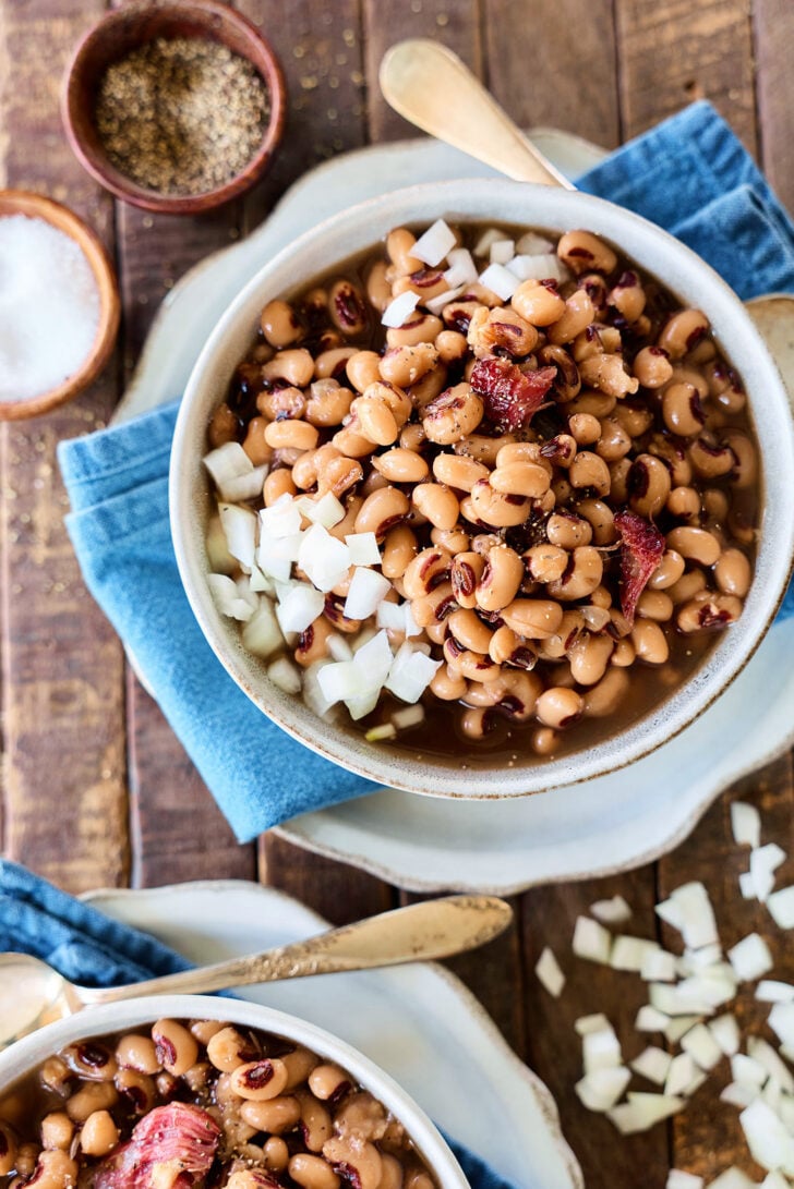 Slow Cooker Black-Eyed Peas in bowls.