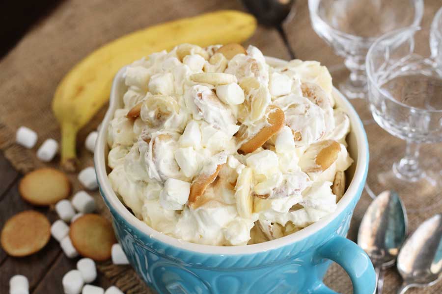 Above photo of Banana Pudding Fluff with ingredients in background