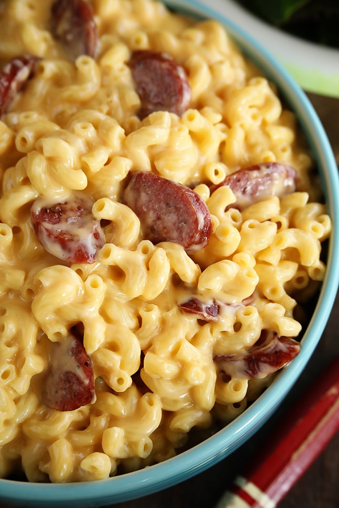 Creamy Smoked Sausage Mac and Cheese close photo