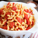 Macaroni and tomatoes in closer photo