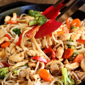 Easy Chicken Noodle Stir Fry being served.