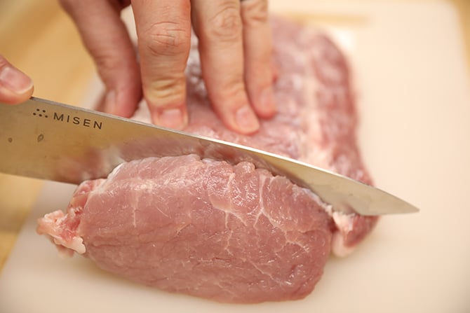 Slicing pork loin