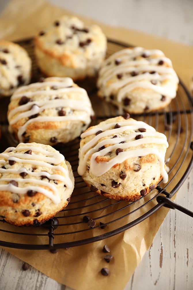 Cooling rack with Chocolate Chip Biscuits