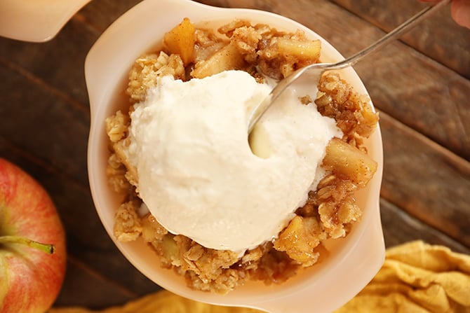Easy Apple Crisp with scoop of ice cream