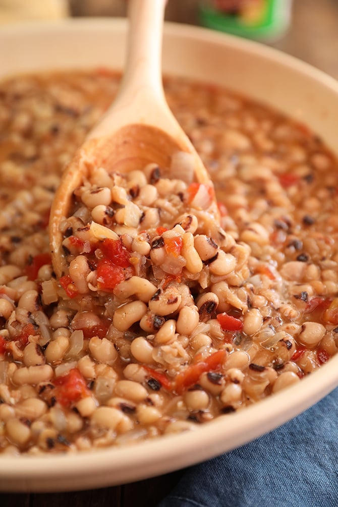 Spoonful of Spicy Creole Black-eyed Peas