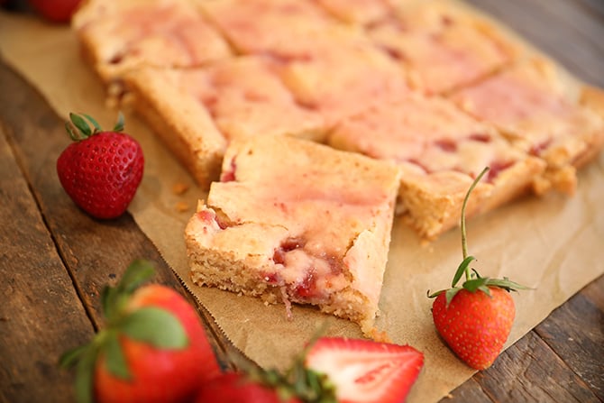 Sliced Fresh Strawberry Blondies
