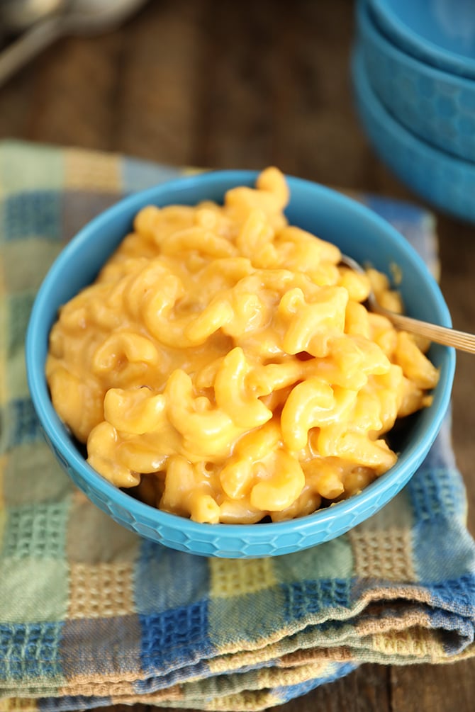 The Best Crock Pot Mac and Cheese in a blue bowl