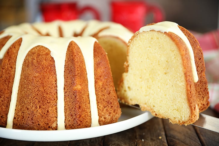 Removing slice of Eggnog Pound Cake