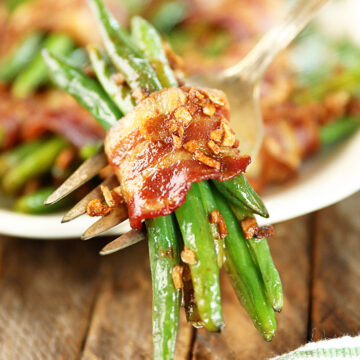 Green Bean Bundle on fork.