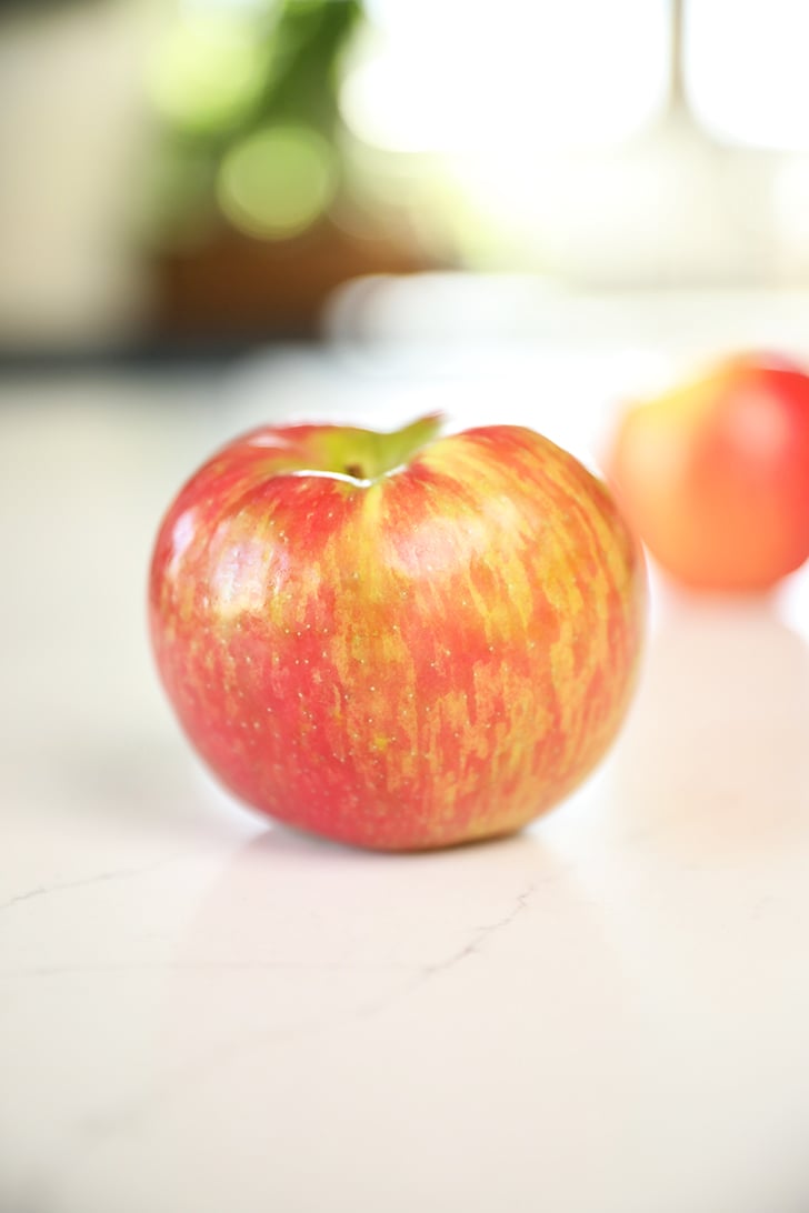 honeycrisp apple.